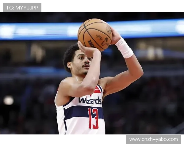 奇才卡林顿臀部疼痛出战成疑 年轻后卫出场时间可能受限 奇才卡林顿臀部疼痛出战成疑 年轻后卫出场时间可能受限